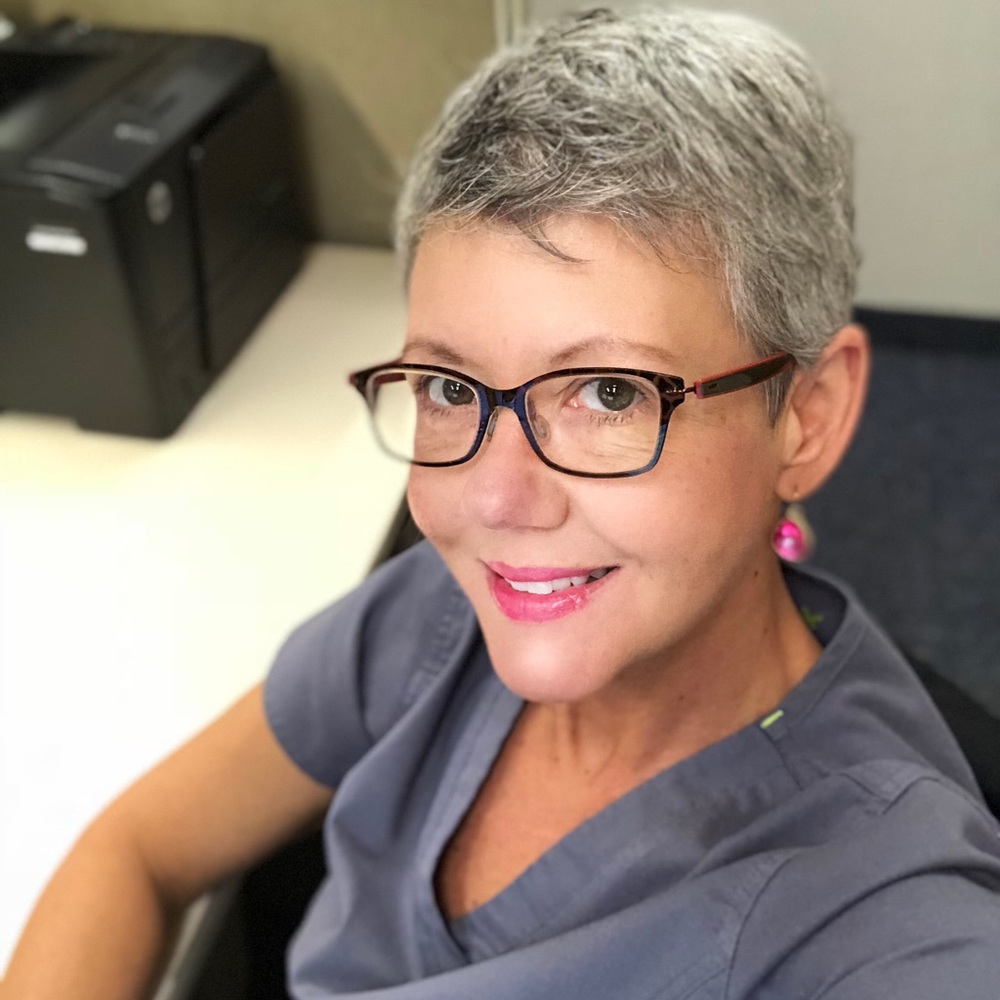 Meet your Posher, Lynn